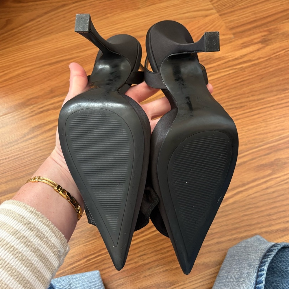 MANGO black pointed toe sling back heels with flower embellishment - Picture 8 of 8
